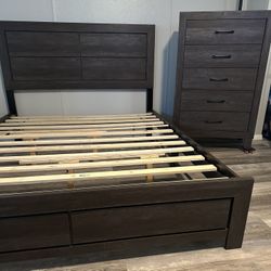 Queen Bedroom Set