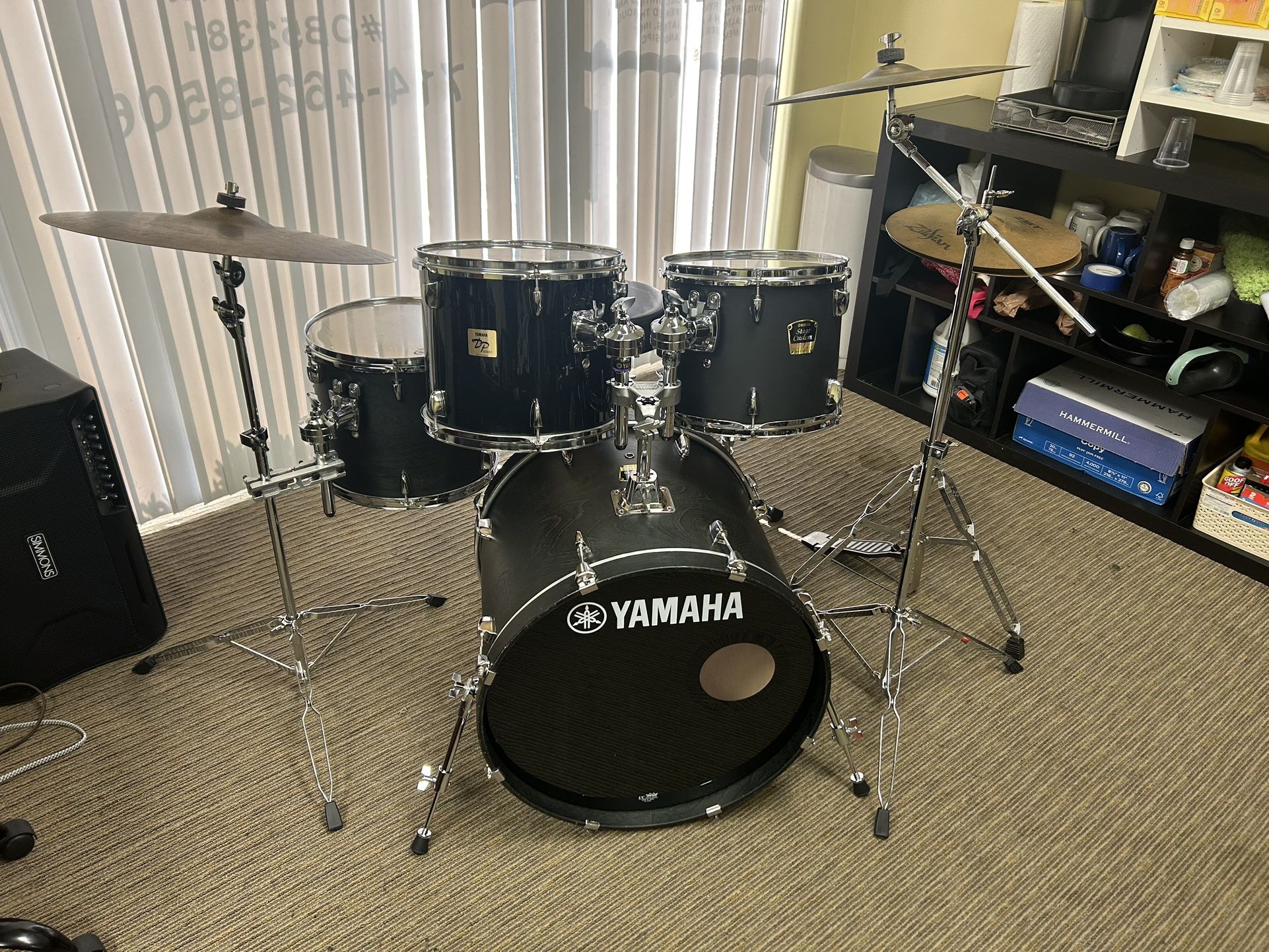 Yamaha Stage Custom complete drum set with cymbals 