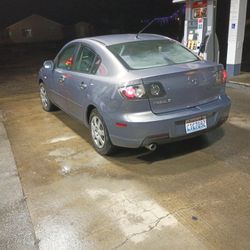2007 Mazda 3  W/ Option To Buy Studded Snow Tires That Are Brand New