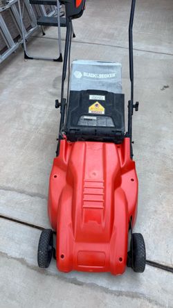 Black & Decker Electric Lawn Mower