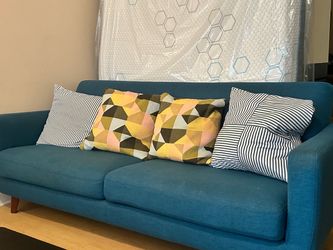 Color: Turquoise 4–5 Seater Sofa – Includes 4 Throw Pillows Used