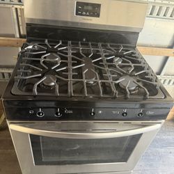 Frigidaire Stove 