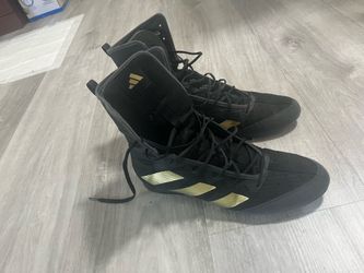 Addis gold boxing shoes
