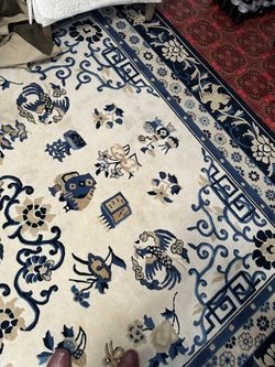 Stunning 10’x14’ 100% Wool Rug