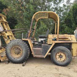 Towable Forklift,  Two Stage 6k Lifting Capacity 