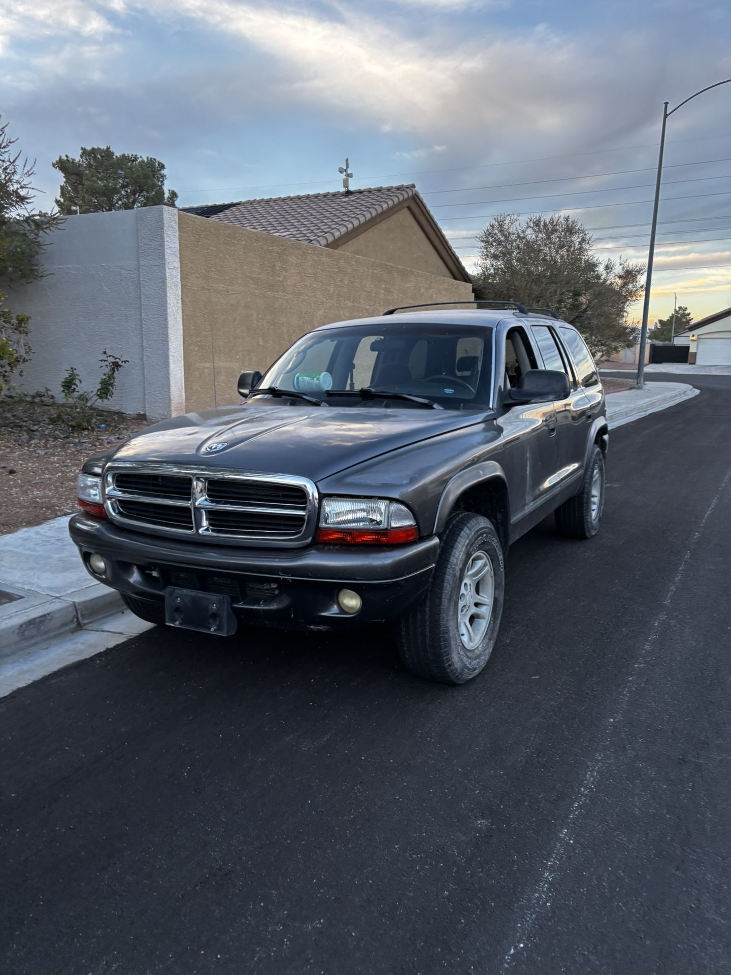 2002 Dodge Durango for Sale in Las Vegas, NV - OfferUp