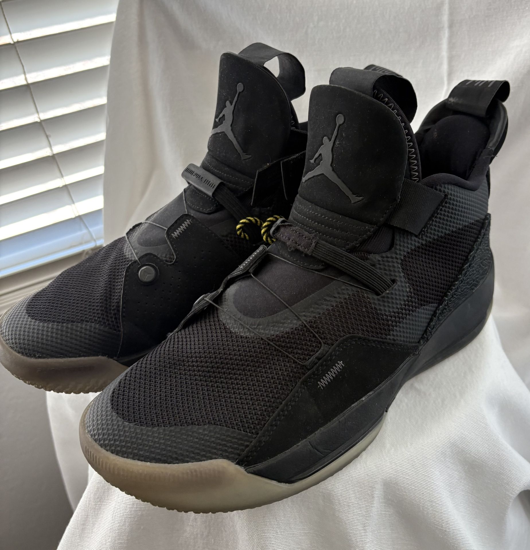 Jordan 33 “utility blackout”