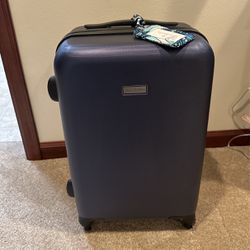Vera Bradley Suitcase 21” 