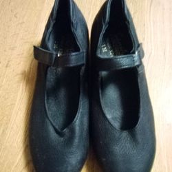 Sansha Expression Childrens "Tee-Twist" Leather Tap Shoe  Size IM Model X24