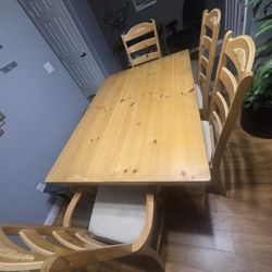 Dinner Table With 4 Chairs 