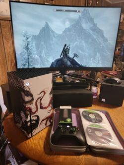 Xbox Series X Disc Version & Games