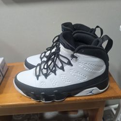 Air Jordan 9 Size 10