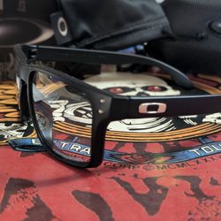 Oakley Photochromic Hollbrook 