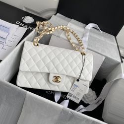 Artisan Chanel Classic Flap Bag