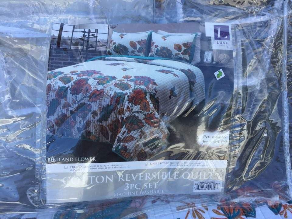 King quilt and shams
