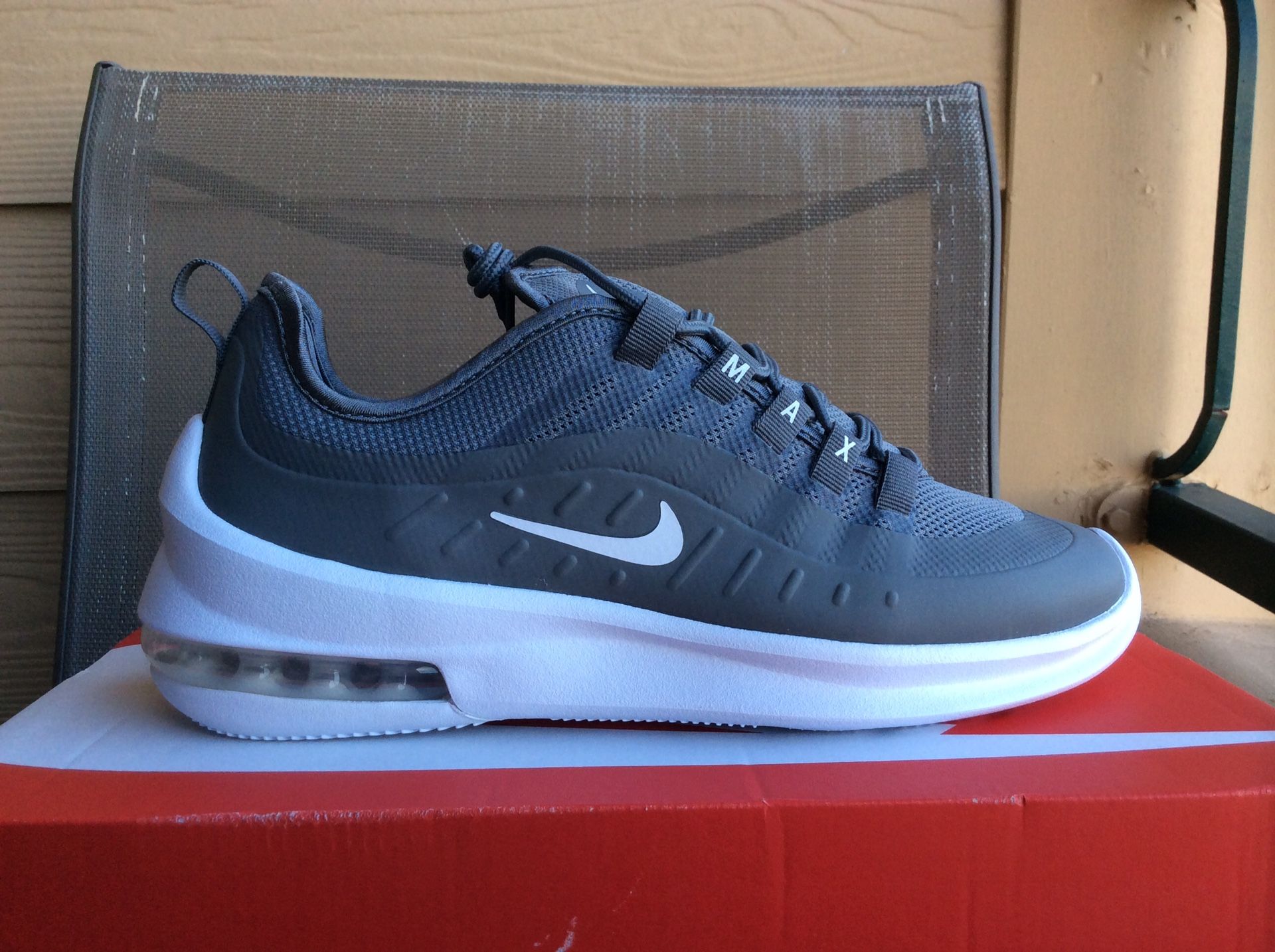 NEW MEN'S NIKE AIR MAX AXIS PREMIUM RUNNING 🏃 SNEAKERS Sz