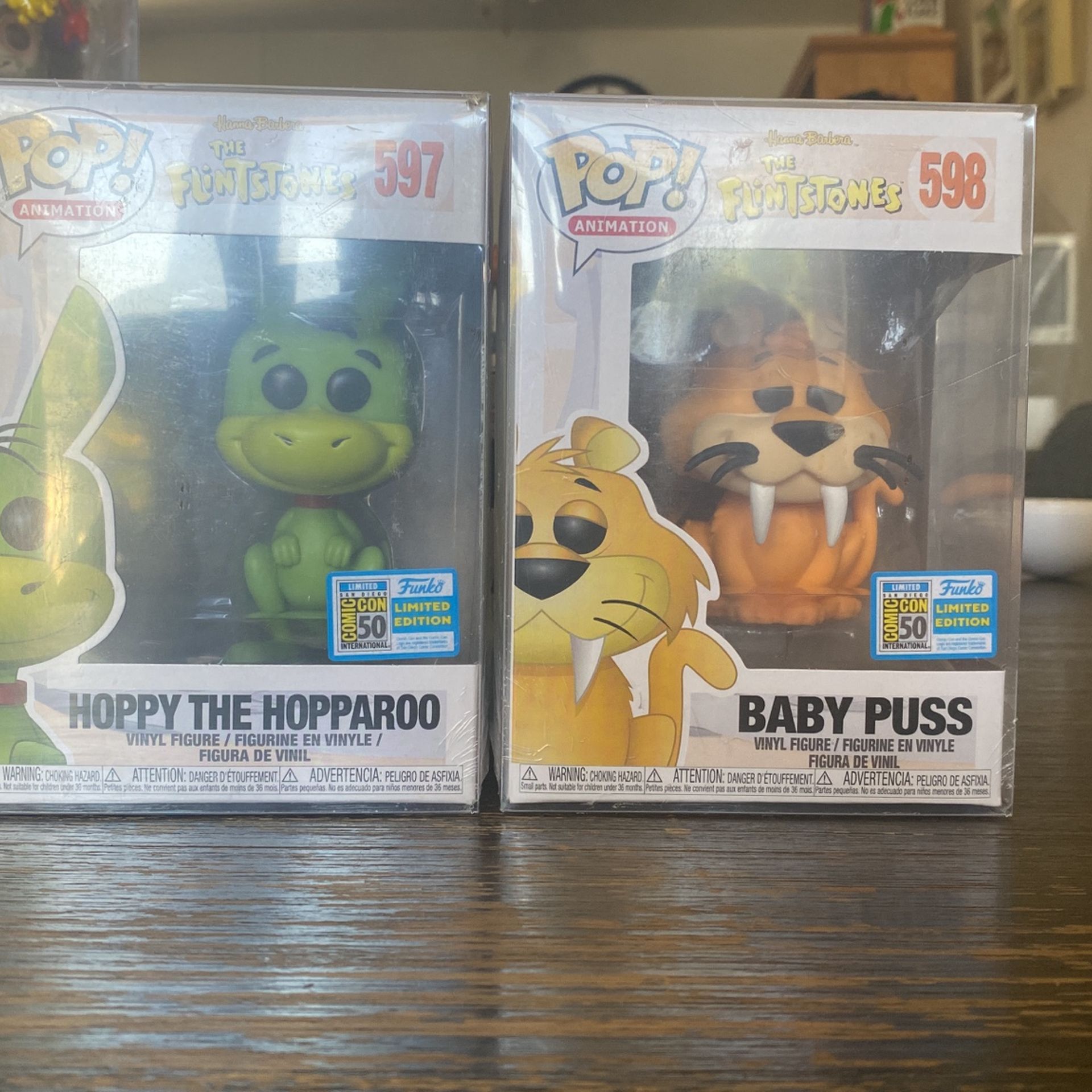 Hoppy The Hopparoo And Baby Puss SDCC Funko Pop