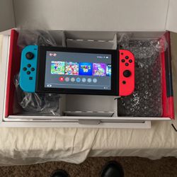 Nintendo Switch (with Games) 