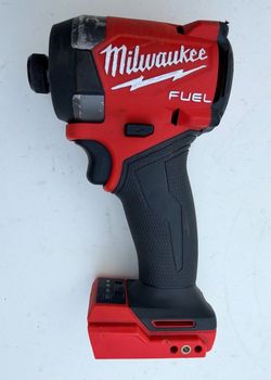 Shop Milwaukee M18 FUEL 18V Lithium-Ion Brushless Cordless 1/4 in. Hex Impact Driver (Tool-Only)