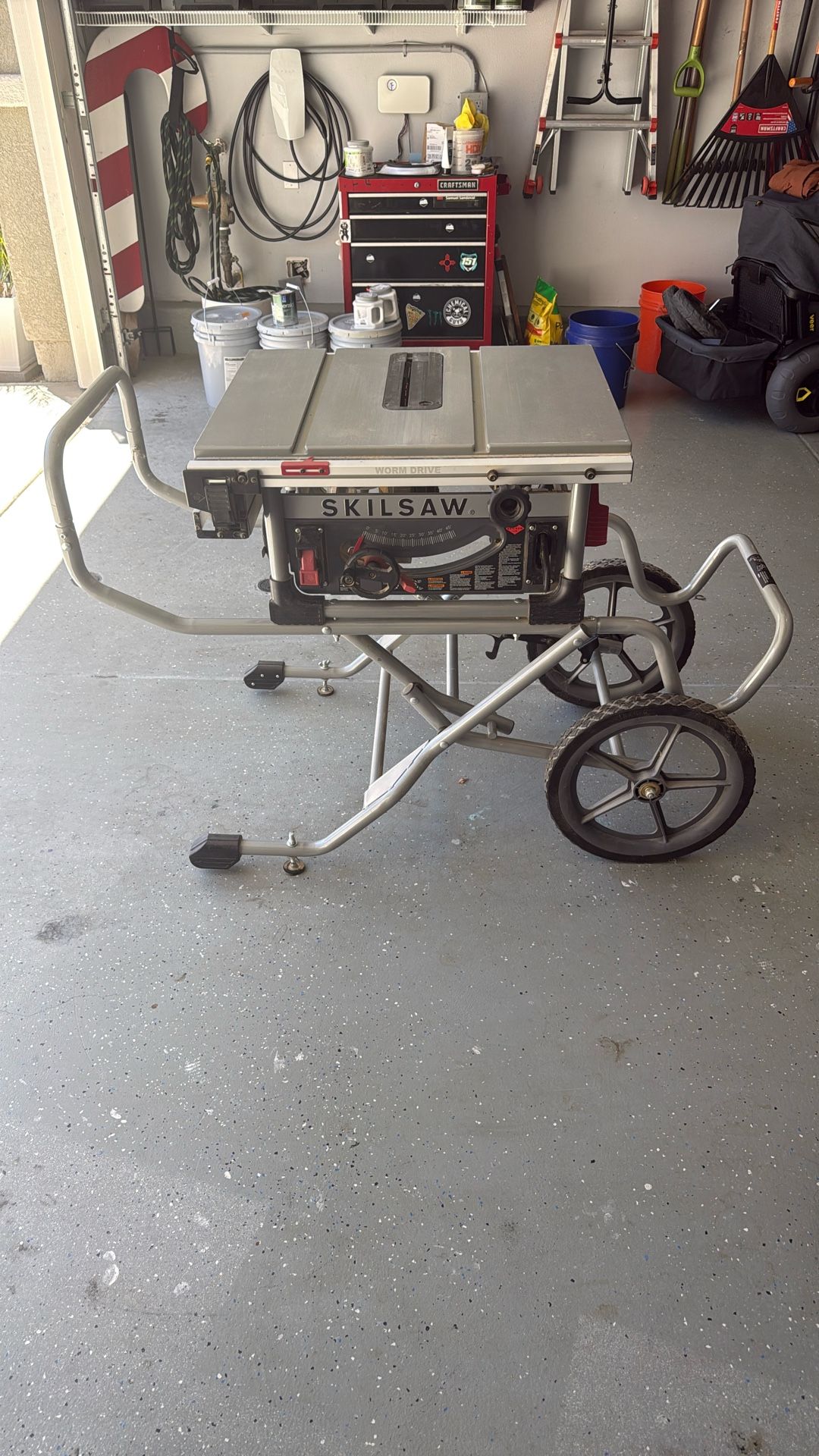 SKILSAW Table Saw 10in Heavy Duty Worm Drive with Stand