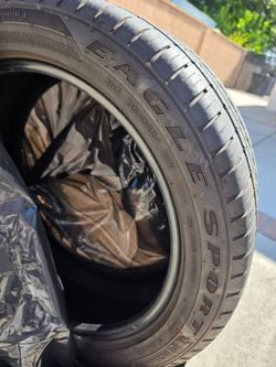 245/45/18 RFT Goodyear Eagle sport 100H