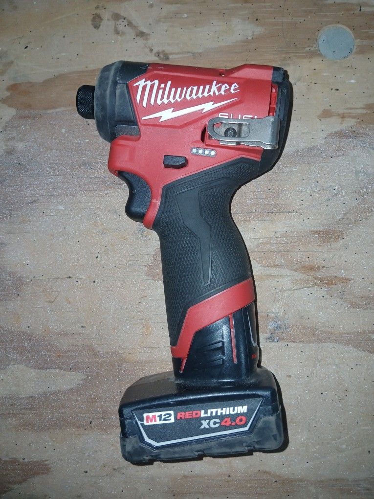 Milwaukee FUEL 1/4" HEX Impact Driver