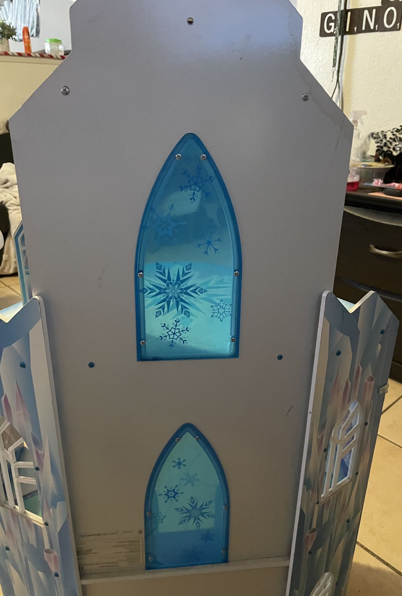 Frozen Doll House