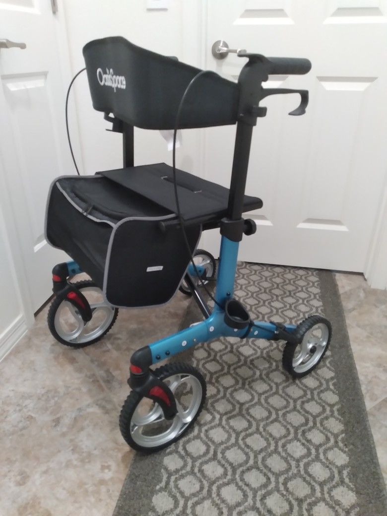 OasisSpace Aluminum Rollator Walker with 10 inch Wheels and Wide Seat Brand New