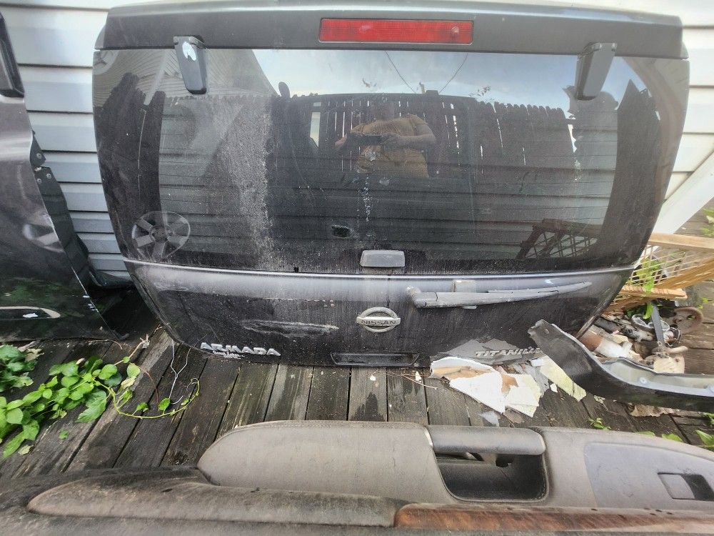 Nissan Armada Parts