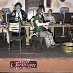 NECA Figures Texas Chainsaw Dinner Scene