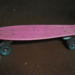 Hot pink skateboard Price reduced !