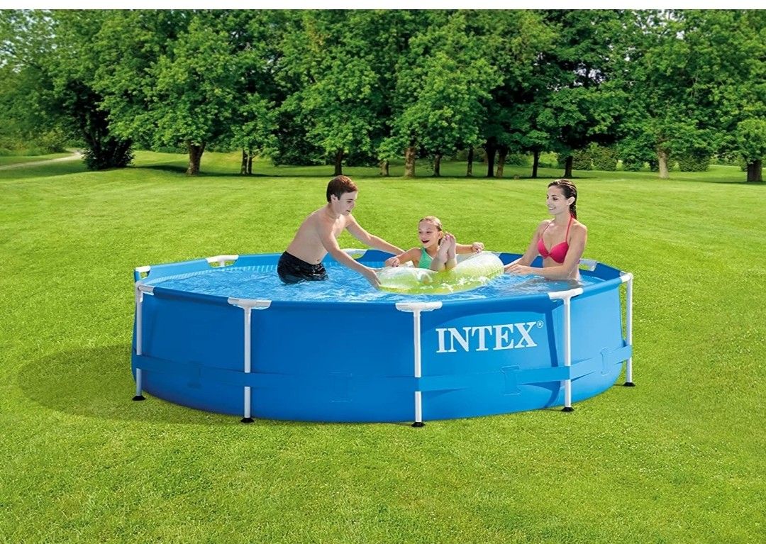 INTEX POOL WITH PUMP 10X30 BRAND NEW
