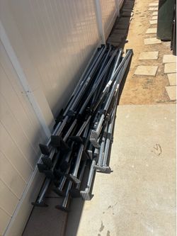 Cargo load lock bars