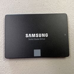 2.5” Samsung SSD 500GB