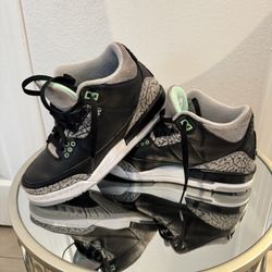Nike Air Jordan 3 Retro Size 4.5Y