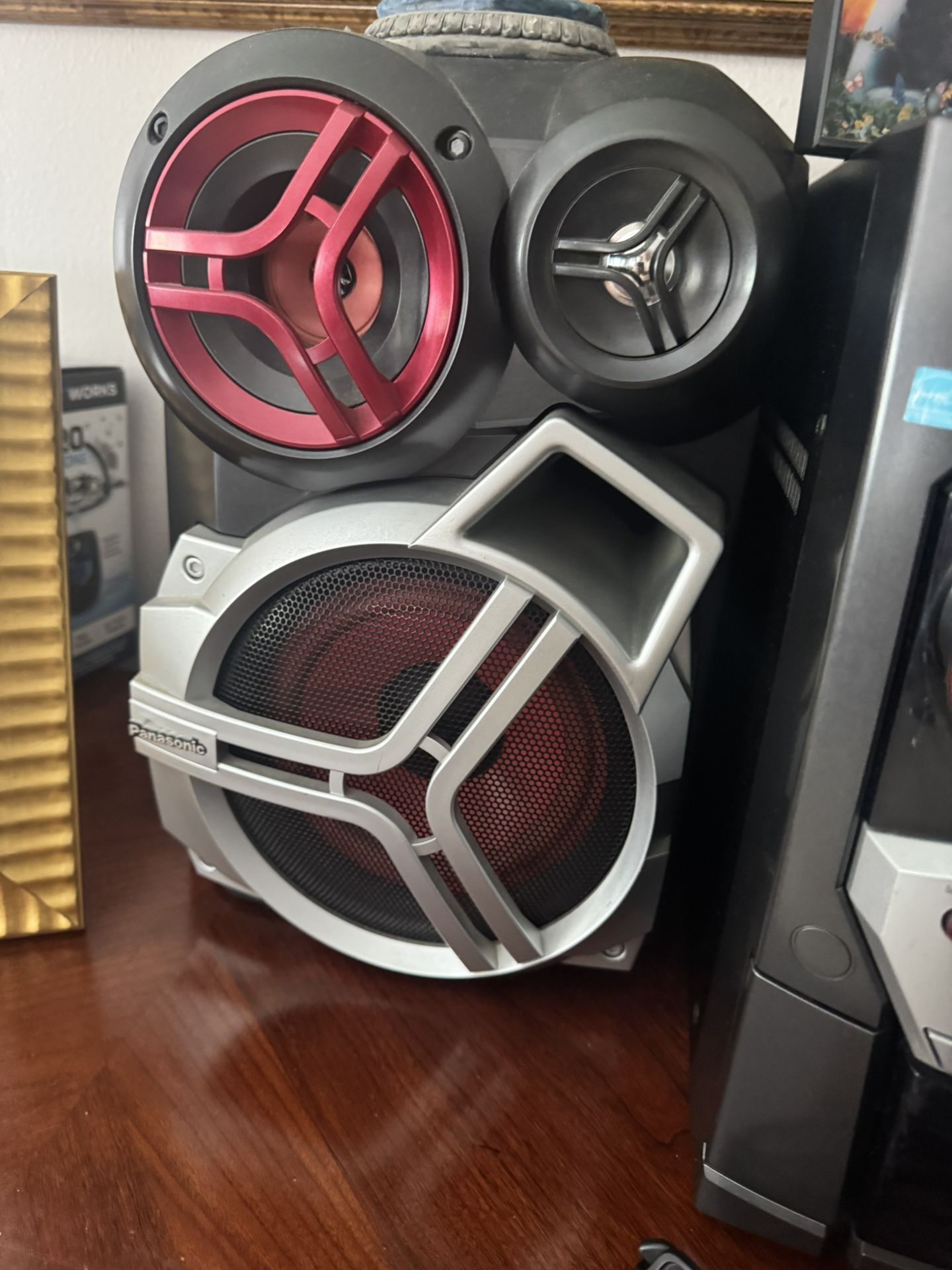 Music System 6 Cd Player