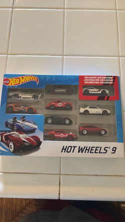 HOT WHEELS 9-CAR GIFT PACK – BRAND NEW & FACTORY SEALED