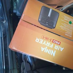 NINJA AIR FRYER 