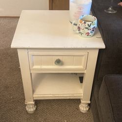 Set Of 2 Coffee Tables 