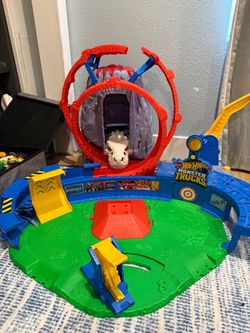 Hot Wheel Monster Truck Track