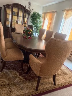 Dinning Set