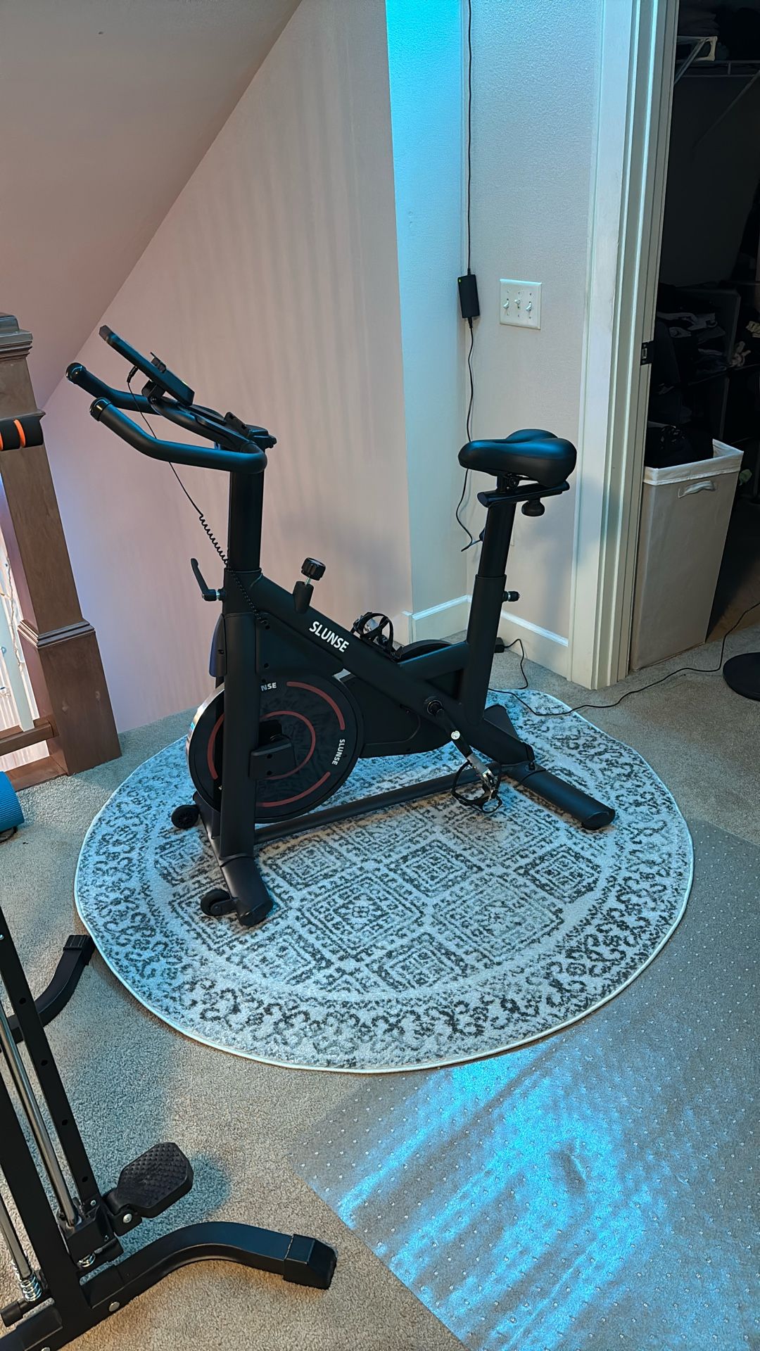 New Exercise Bike Stationary Bike Indoor Cycling Bike