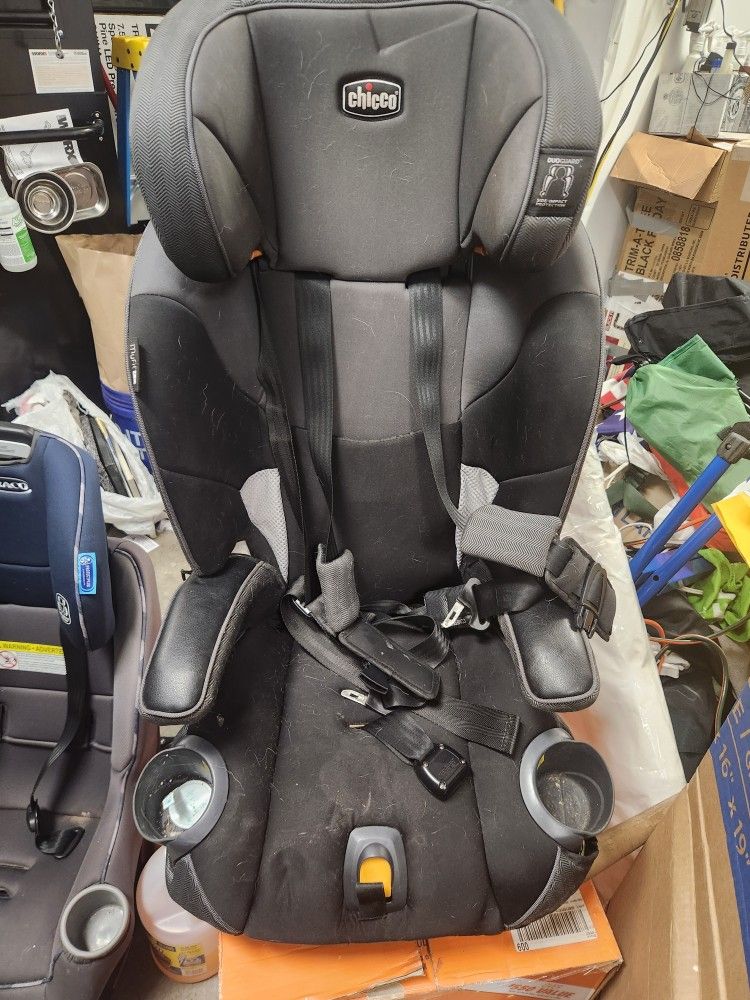 Chico Car Seat 5.00