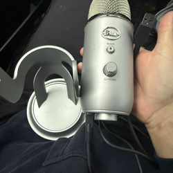 Blue Yetti Microphone