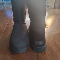 Woman's Uggs