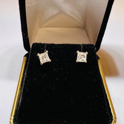 Princess Cut Diamond Earrings 