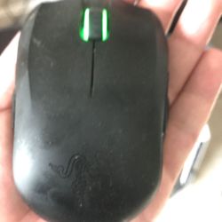 Razor wireless / wired mouse