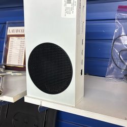 Xbox S $199 Today !!! With Controller And Cords 