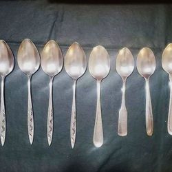 Silverware Spoons Forks Knives Kitchen Utensils Assorted