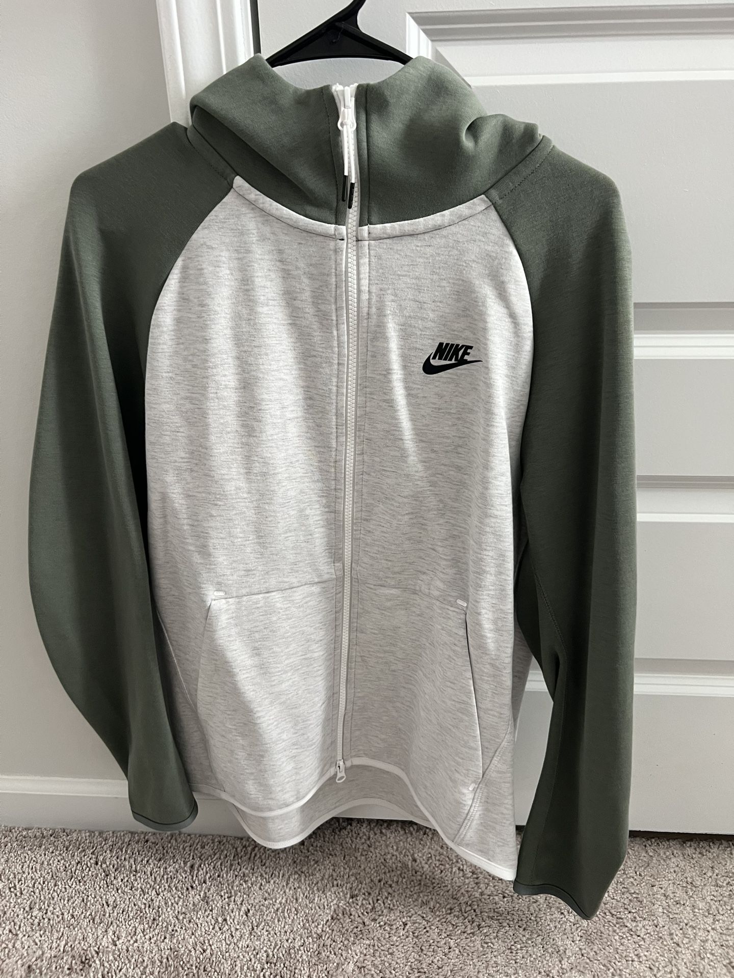 Nike Tech Fleece Jacket